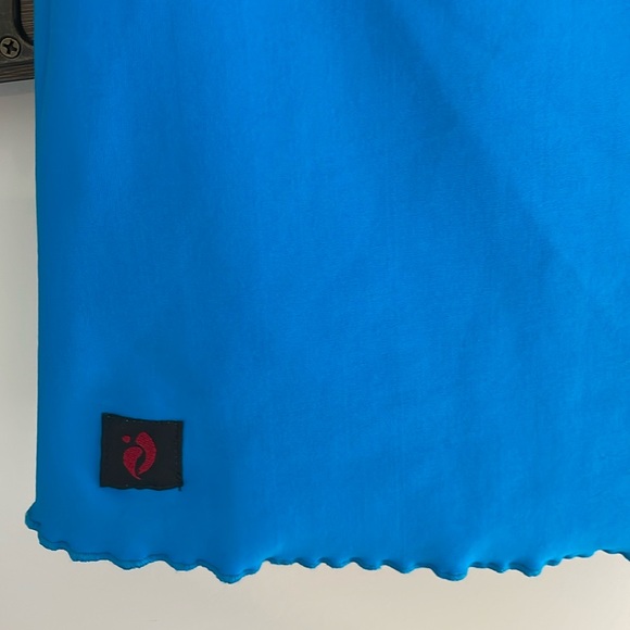 Nia Wear for your every move Stretch  top with twisted straps . - Picture 6 of 8